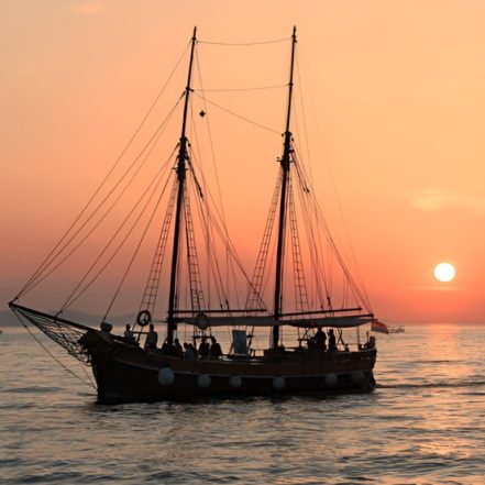 Private Historical Muscat Sunset Tour – Sightseeing and Tours JUZN.com Special Offers, Deals & Discounts