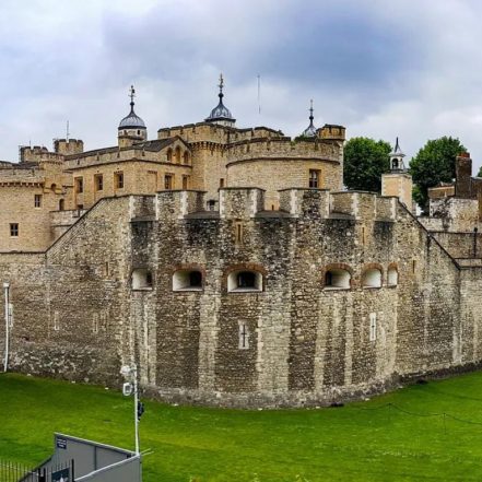 Tower of London and Crown Jewels Tickets – Top-Rated Attractions JUZN.com Special Offers, Deals & Discounts